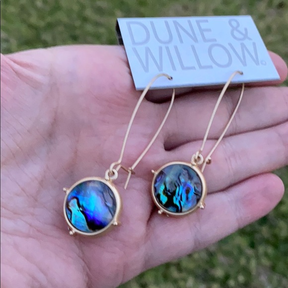 Dune & Willow Earrings - Picture 3 of 16